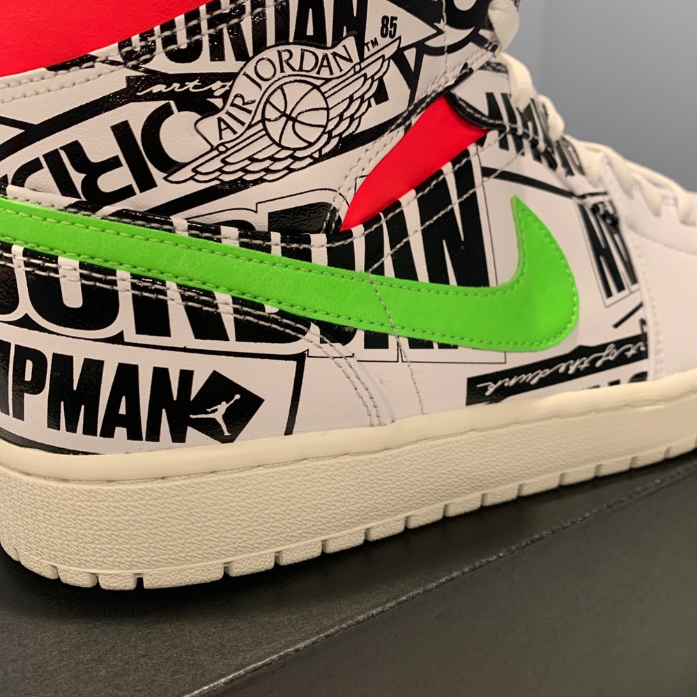 Sneakers